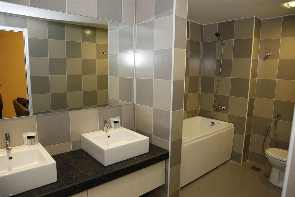 Kingston 1 , Bukit Bintang Hotel Kuala Lumpur