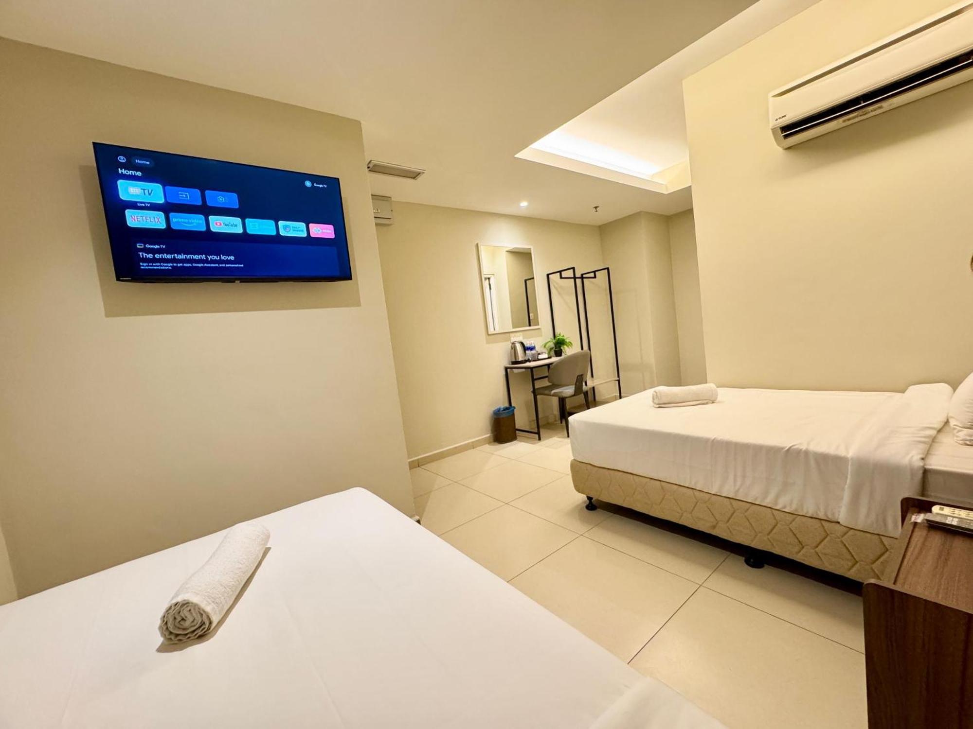 Kingston 1 , Bukit Bintang Kuala Lumpur